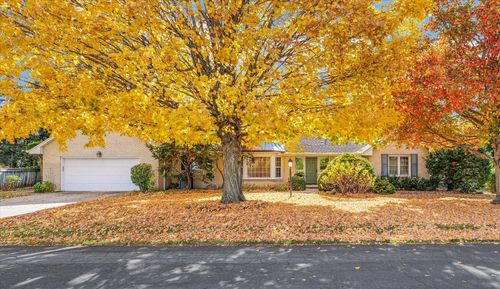 3 Lake Park Rd, Champaign, IL, 61822-7101 | Card Image