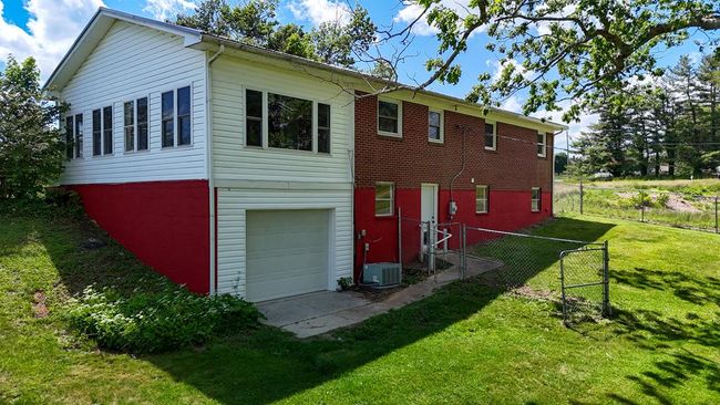 6483 Jeb Stuart Hwy, House other with 3 bedrooms, 1 bathrooms and 1 parking in Meadows of Dan VA | Image 7