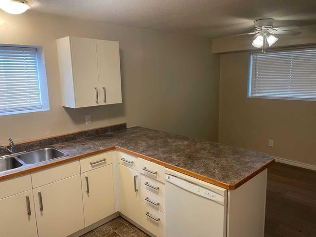 130 8 Ave Sw, Home with 0 bedrooms, 0 bathrooms and 4 parking in High River AB | Image 34