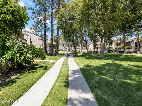 e-15242 Campus Park Dr, Moorpark, CA, 93021-1651 | Card Image
