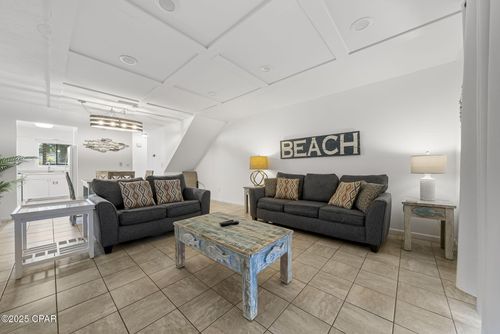 5d-17751 Panama City Beach Pkwy, Panama City Beach, FL, 32413-6020 | Card Image