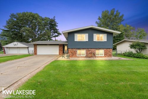 36435 Madison St, Richmond, MI, 48062-1719 | Card Image