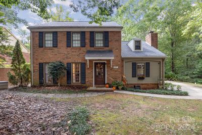 807 Odell Court, House other with 3 bedrooms, 2 bathrooms and null parking in Matthews NC | Image 1