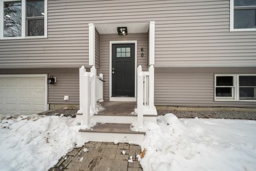 60 N High St, Derry, NH, 03038-2254 | Card Image