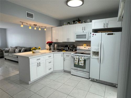 apt-1807-1817 Sw 107th Ave, Miami, FL, 33165-7360 | Card Image