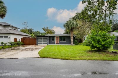 728 Palm Tree Road, House other with 3 bedrooms, 1 bathrooms and null parking in Jacksonville Beach FL | Image 2