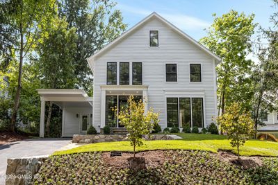 27 Harding Road, House other with 5 bedrooms, 4 bathrooms and null parking in Old Greenwich CT | Image 2