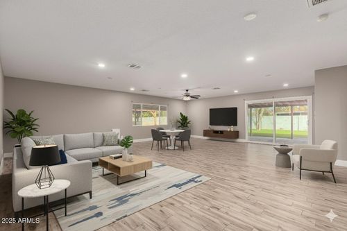 4410 W Port Au Prince Ln, Glendale, AZ, 85306-3628 | Card Image