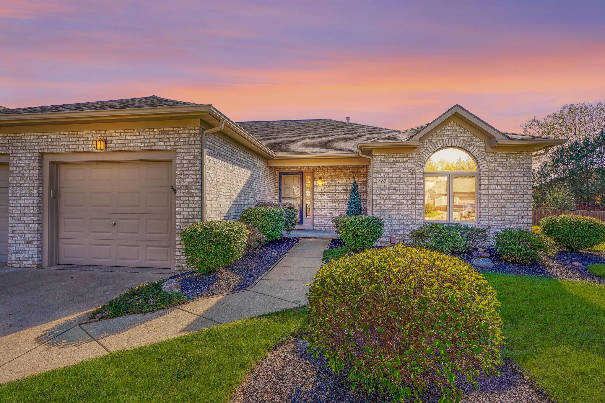 Bay Grove Ct, Groveport, OH 43125