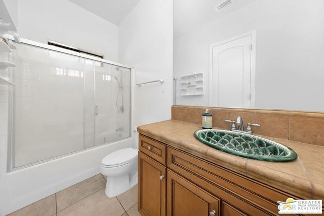 Casita Bathroom | Image 59