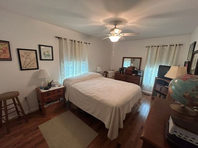 3950 Boyd Rd, House other with 2 bedrooms, 2 bathrooms and null parking in Draper VA | Image 5