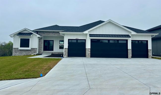 4093 George B Lake Pkwy, House other with 5 bedrooms, 4 bathrooms and 4 parking in Elkhorn NE | Image 9