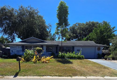 7520 Valencia Ave, PORT RICHEY, FL, 34668-2948 | Card Image