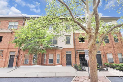 27 W Lincoln St, Columbus, OH, 43215-1673 | Card Image