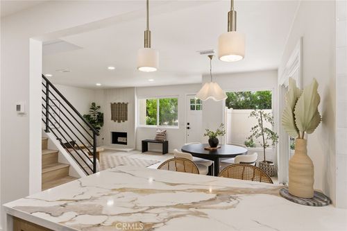 245 Countryhaven Rd, Encinitas, CA, 92024-3106 | Card Image
