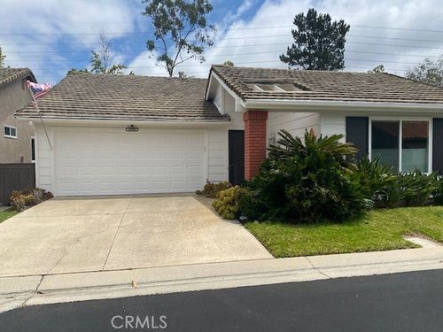 23576 Villena, Mission Viejo, CA, 92692 | Card Image