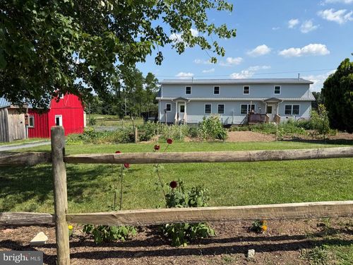 18 Silver Fern Pl, POINTS, WV, 25437-9593 | Card Image