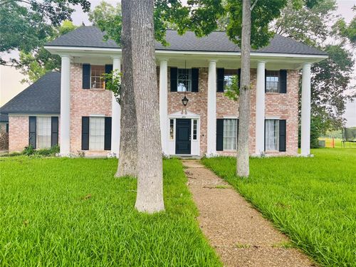 251 Saint Cloud Dr, Friendswood, TX, 77546-5648 | Card Image