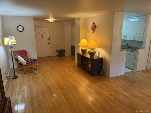 apt-3h-138 Franklin Ave, Flushing, NY, 11355-3317 | Card Image