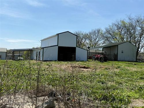 434 Whispering Wind Ln, Cape Girardeau, MO, 63701-8595 | Card Image
