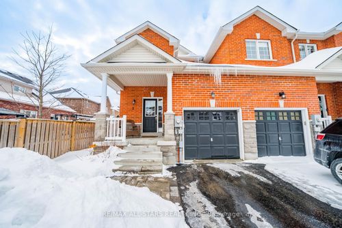 2 Bud Doucette Crt, Uxbridge, ON, L9P0E4 | Card Image