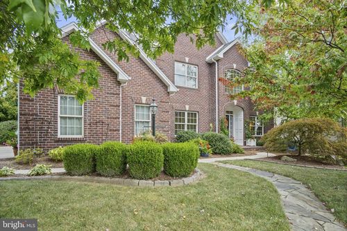 2 Country Side Dr, CARLISLE, PA, 17013-8419 | Card Image