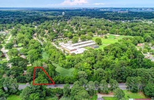 5302 High St W, Portsmouth, VA, 23703-4118 | Card Image