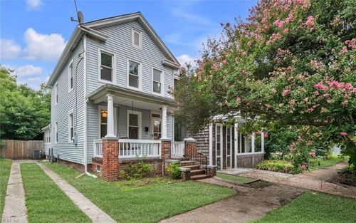 1312 Hull St, Chesapeake, VA, 23324-2244 | Card Image