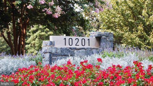 814-10201 Grosvenor Pl, ROCKVILLE, MD, 20852-4614 | Card Image