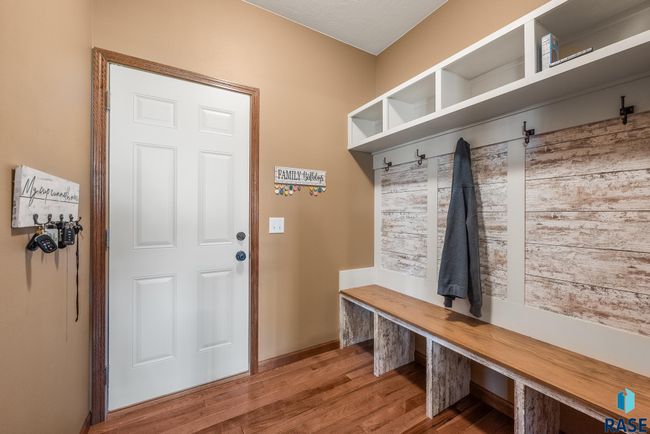100 Oak Ave, House other with 6 bedrooms, 4 bathrooms and null parking in Crooks SD | Image 16