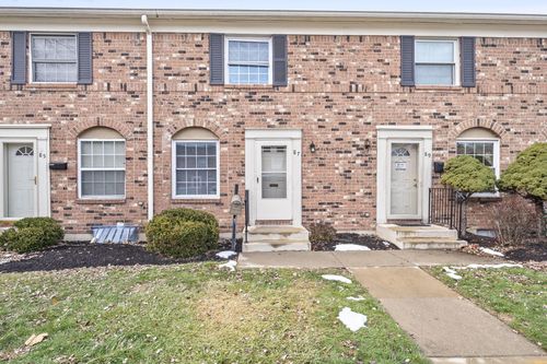 18d-87 Tarryton Ct W, Columbus, OH, 43228-6509 | Card Image