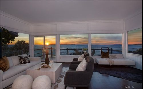 2621 Victoria Dr, Laguna Beach, CA, 92651-3950 | Card Image
