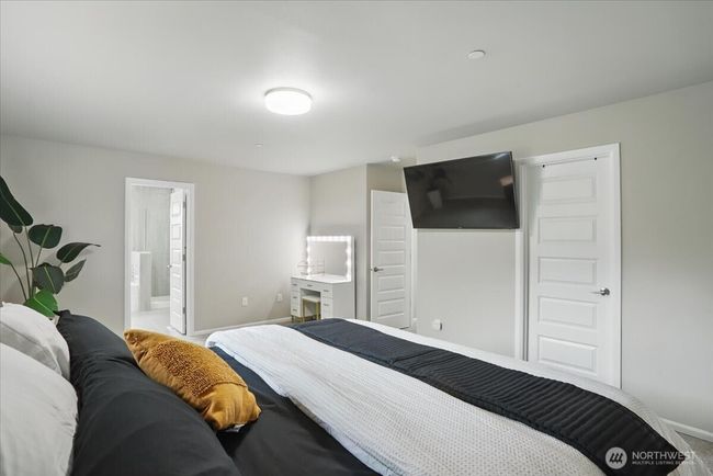 19431 9 Th Ave Se, House other with 5 bedrooms, 4 bathrooms and 2 parking in Bothell WA | Image 26