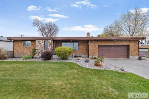 33 S 5th W, Rexburg, ID, 83440 | Card Image