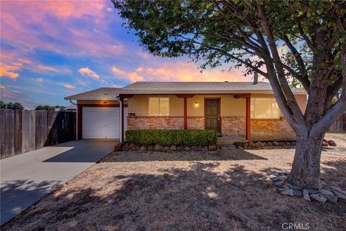330 N Culver St, Willows, CA, 95988-2328 | Card Image