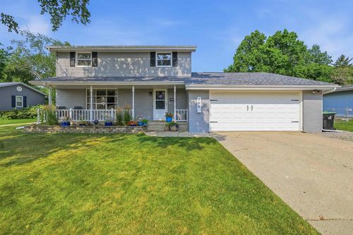 708 Mary St, Beaver Dam, WI, 53916-1526 | Card Image