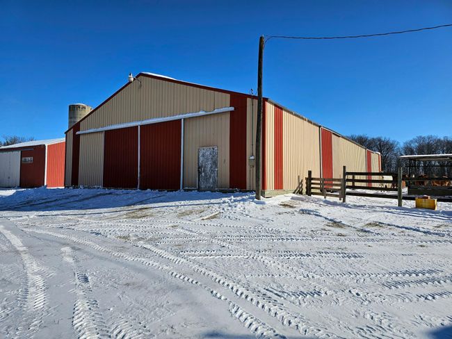 54x100 Cattle Shed | Image 68