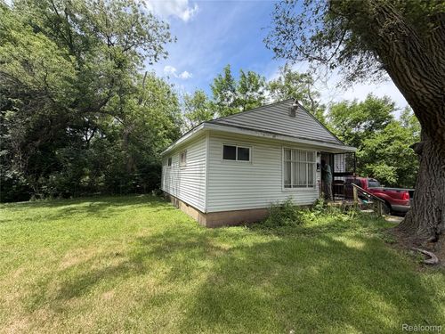 18184 Kentfield Street, Detroit, MI, 48219 | Card Image