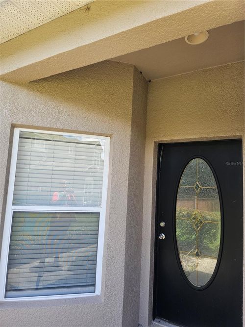 1040 Crestwood Commons Ave, OCOEE, FL, 34761-4524 | Card Image