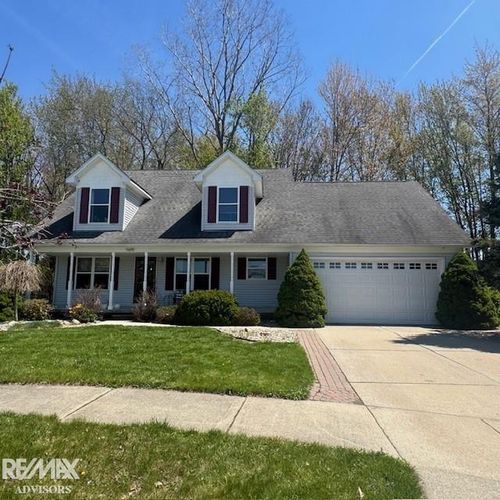 54690 Beacon Cove Cir, New Baltimore, MI, 48047-6311 | Card Image