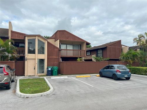 f-6211 Sw 116th Pl, Miami, FL, 33173-4790 | Card Image