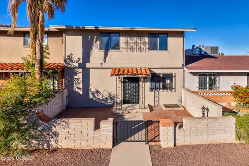 1240 S Camino Seco, Tucson, AZ, 85710-6531 | Card Image