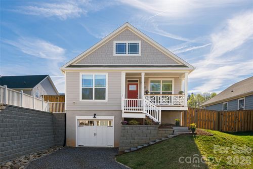 1022 Padgett Pl, Black Mountain, NC, 28711-0645 | Card Image