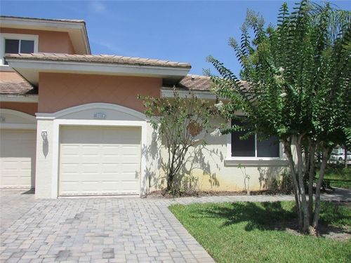 801 Middleton Dr Sw, Vero Beach, FL, 32962-4220 | Card Image