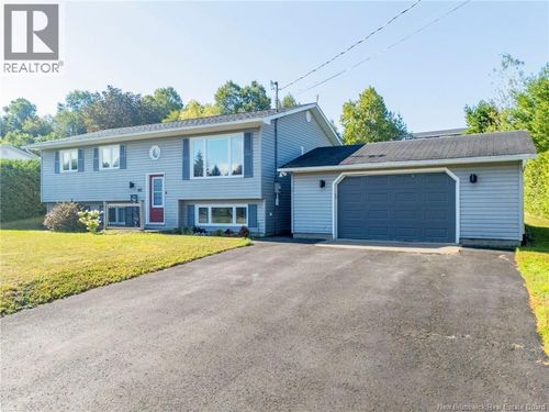 40 Majestic Dr, Grand Bay-Westfield, NB, E5K2V9 | Card Image
