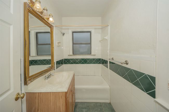 A - 902 S Oak Cliff Blvd, Home with 2 bedrooms, 1 bathrooms and null parking in Dallas TX | Image 17
