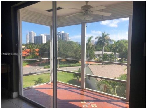apt-309a-700 Layne Blvd, Hallandale Beach, FL, 33009-6561 | Card Image
