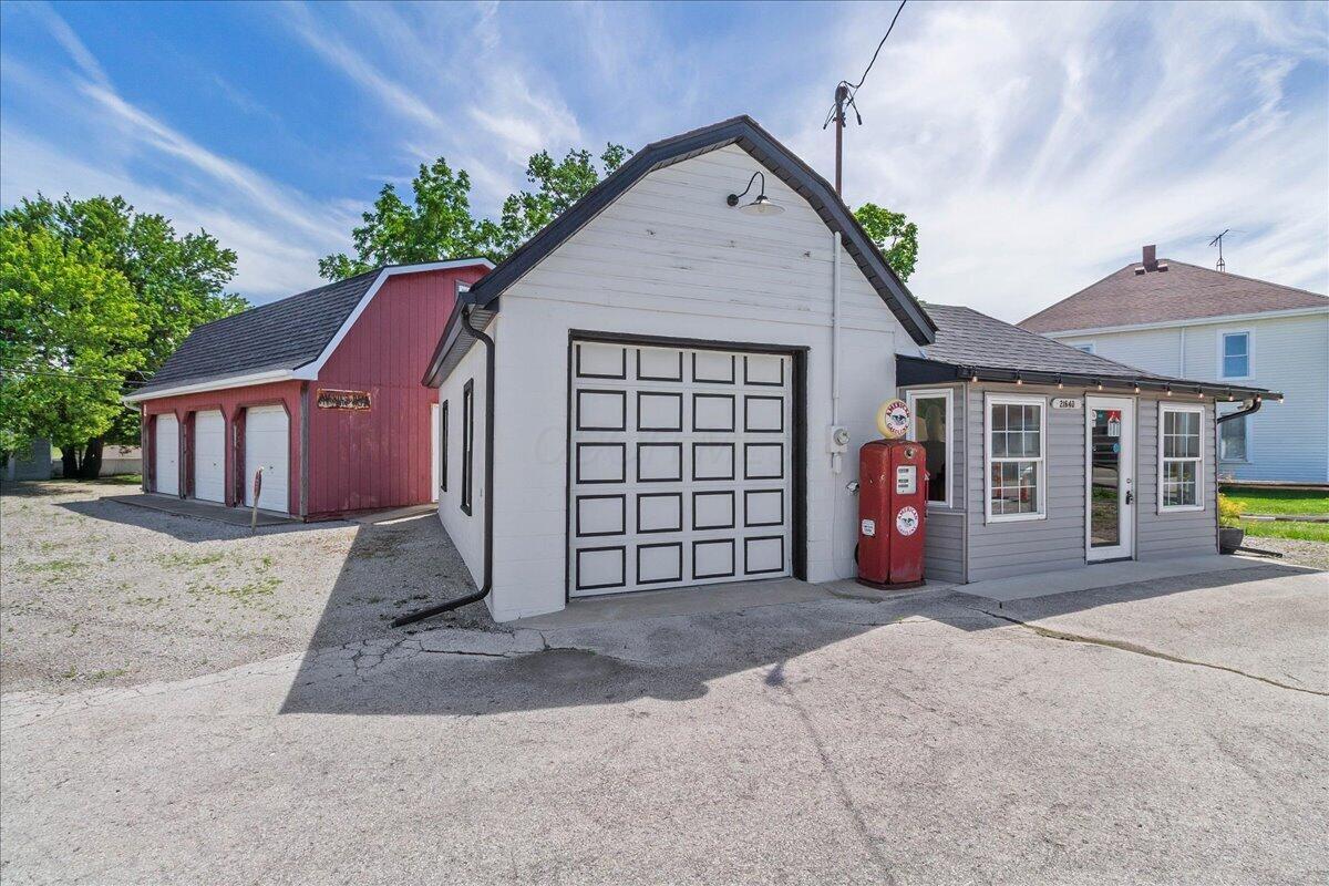 21640 Main St, Raymond, OH