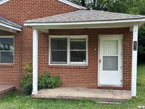 a-1017 Richland St, High Point, NC, 27260-8149 | Card Image