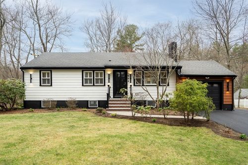 544 Pearl St, Reading, MA, 01867-1141 | Card Image